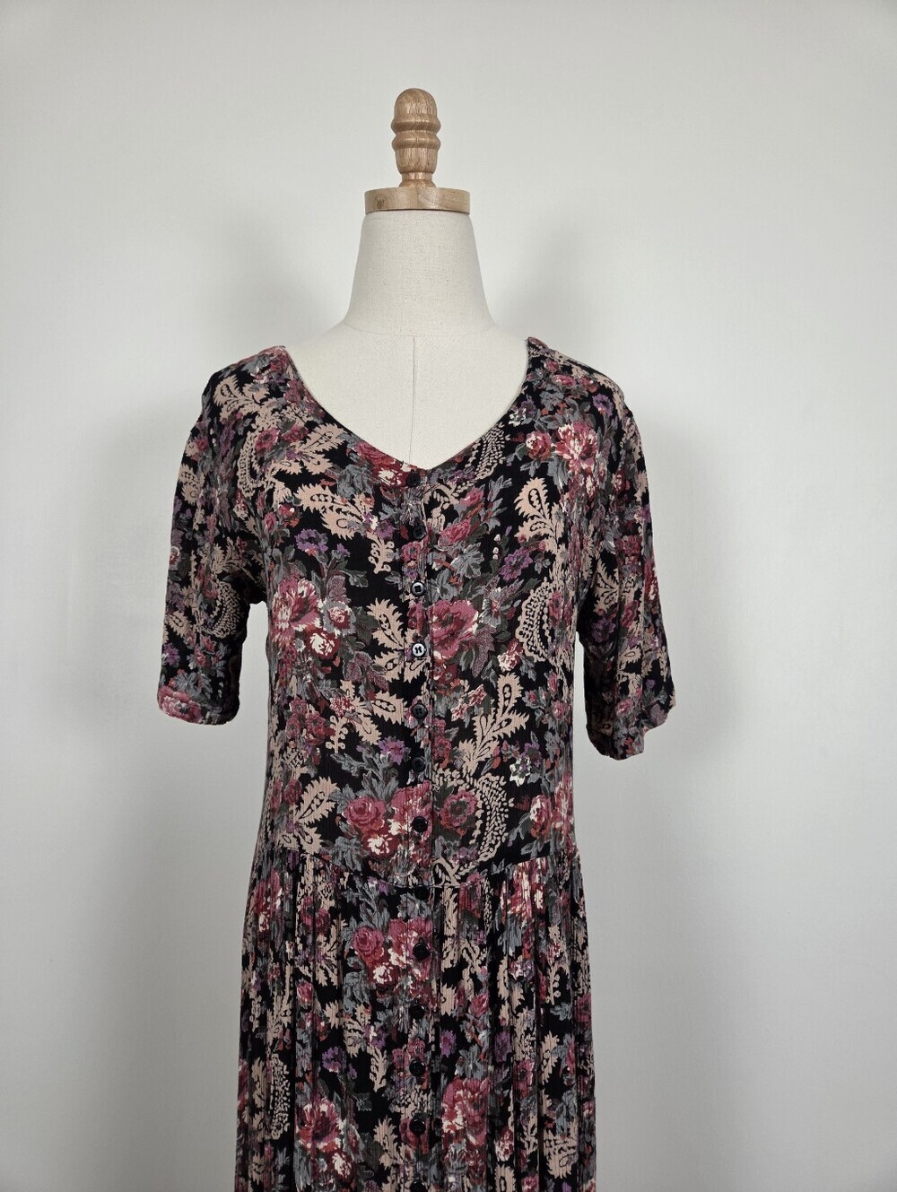 Vintage Floral Rayon Midi Dress Button Up Relaxed Fit Size Medium Boho (r) - Picture 2 of 12